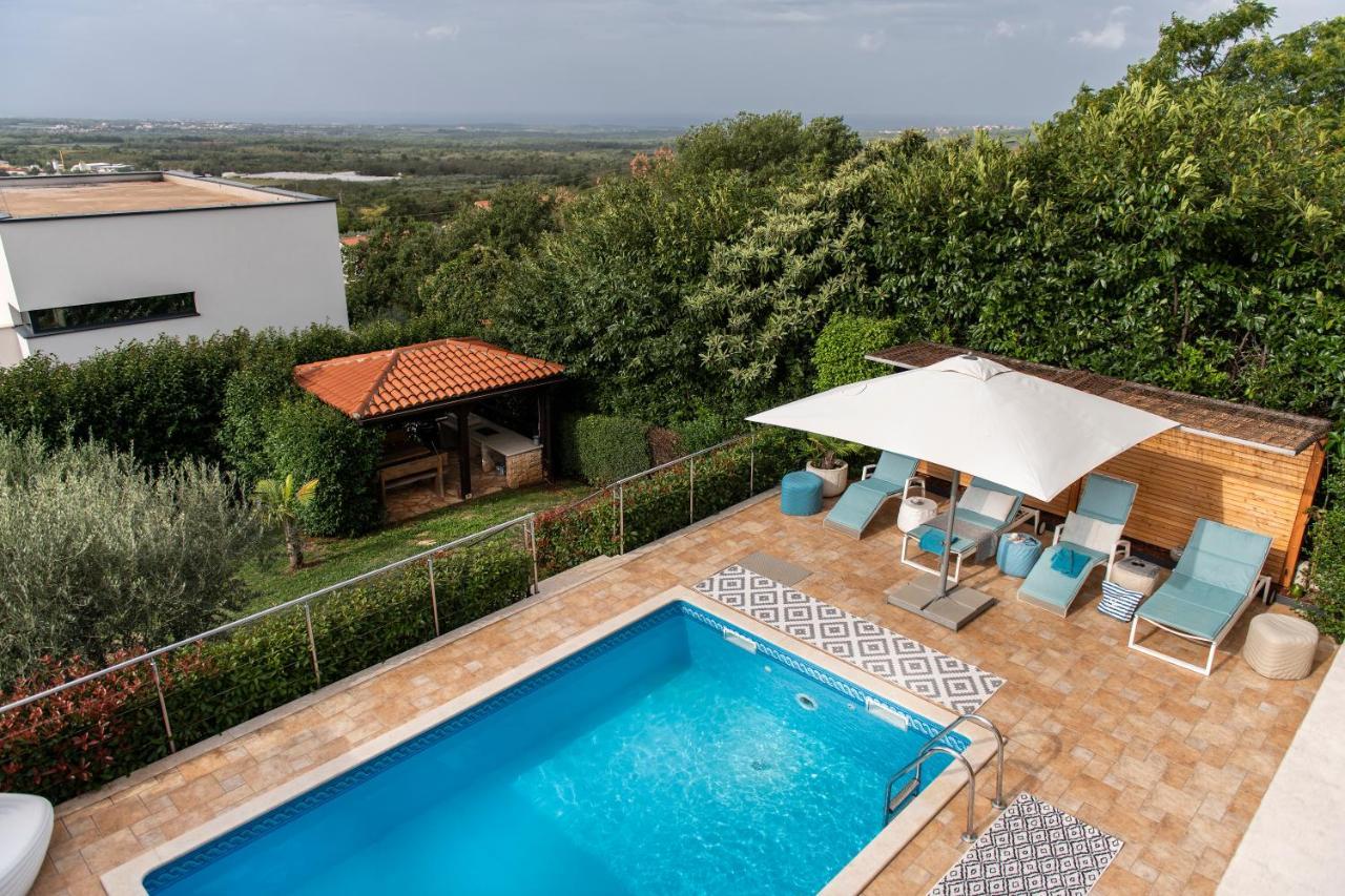 Casa Elisabetha Βίλα Kaštelir Εξωτερικό φωτογραφία